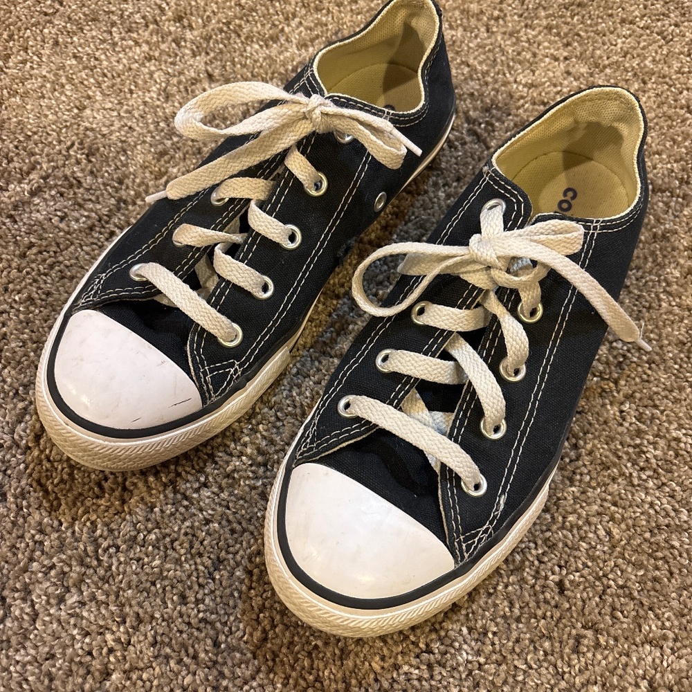 Kids converse all stars - size 2.5 black